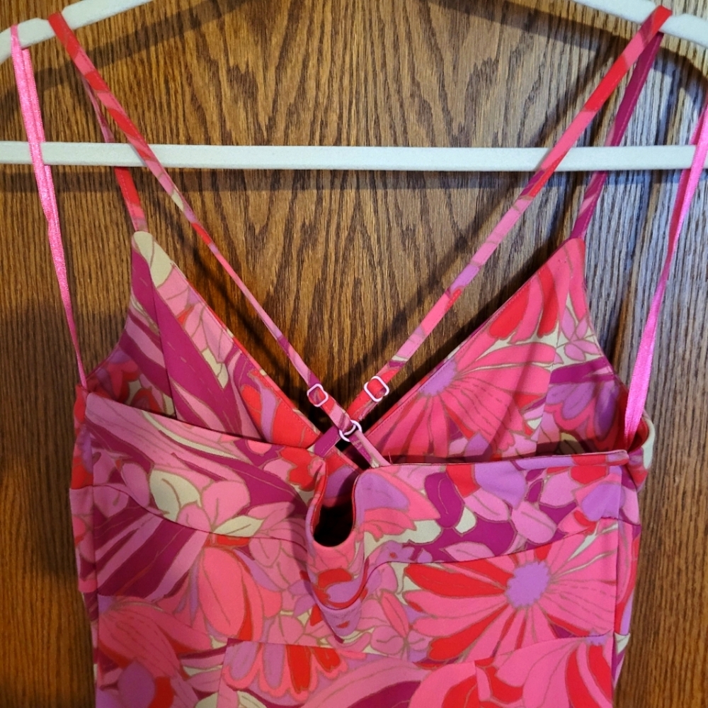 NWOT/ EXPRESS  T-STRAP DRESS - Picture 3 of 5